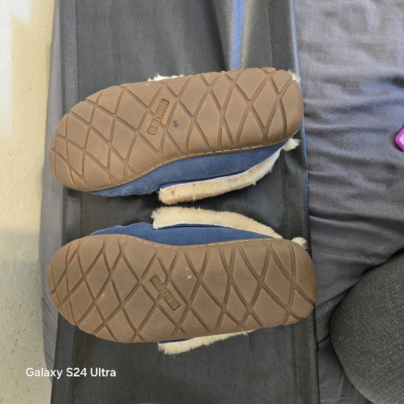 LL bean "wicked good" womens shearling lined comfort slippers, sz 8 - Picture 6 of 7